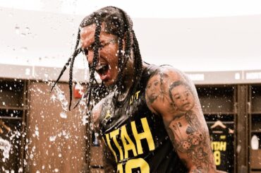 Locker room celebration! 💧 Jordan Clarkson's TRIPLE DOUBLE | UTAH JAZZ