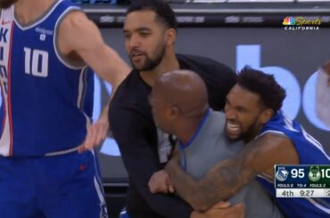 Mike Brown tries to fight ref and gets ejected after no call vs Bucks 😳