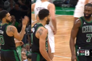 Jayson Tatum gets tech for waving off ref and tells Jaylen Brown "f**k off me"